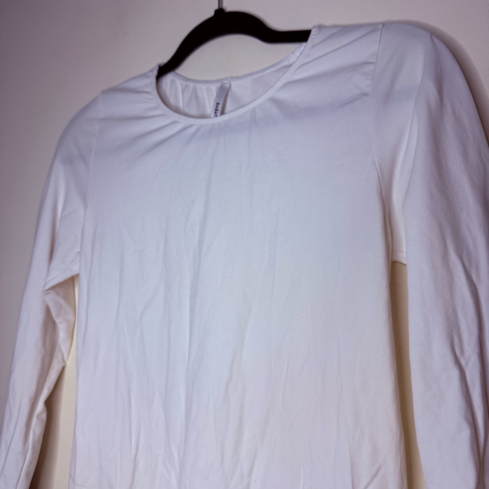 Aritzia Babaton Basic White Neutral Longsleeve St… - image 2